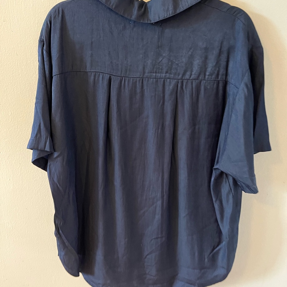 Urban Outfitters Short Sleeve Button Down Shirt - Picture 3 of 5